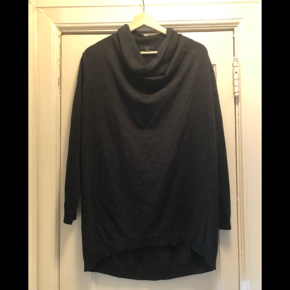 100% Merino Wool, Scoop neck sweater